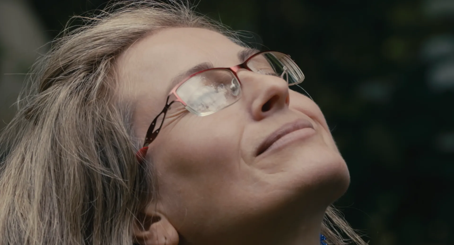 Když se mraky ženou — záběr 1